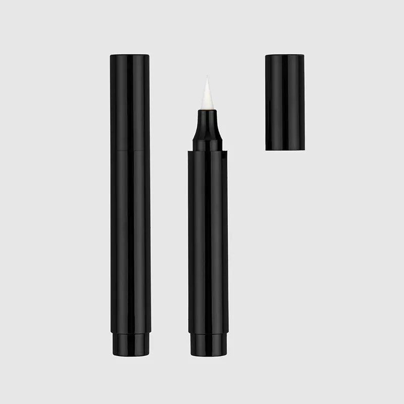 Bold Wing Liquid Eyeliner med bomuldspidsemballage