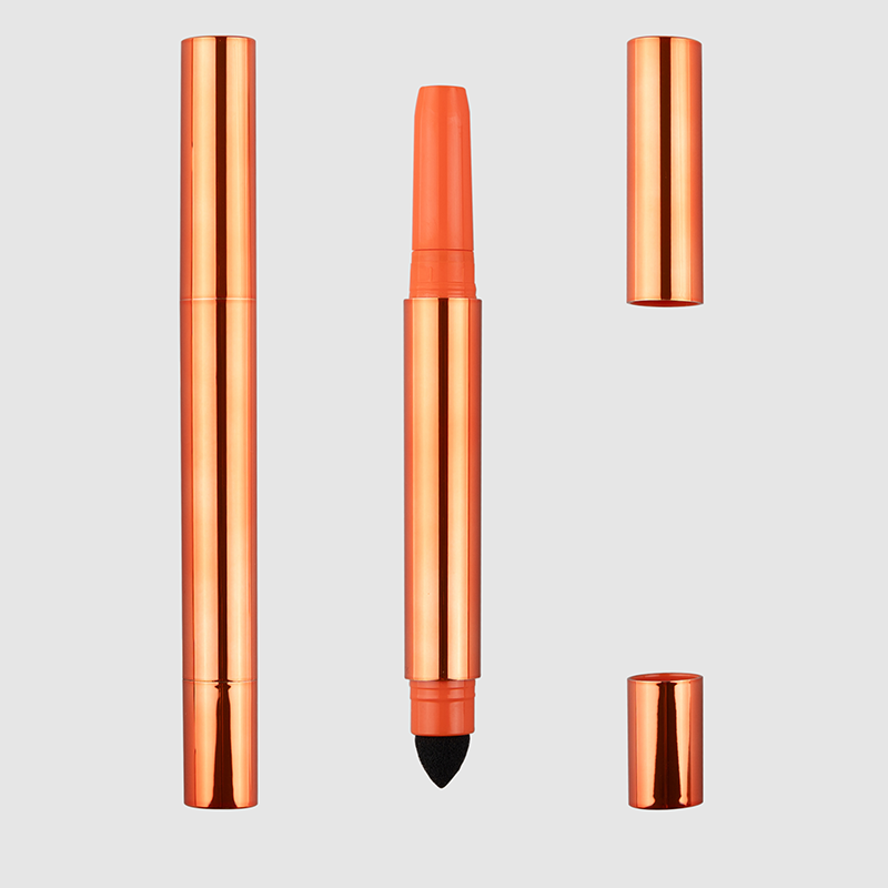 Læbe og eyeliner med svampespids og emballage